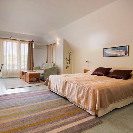 Family Hotel Venera Sveti Vlas Esterno foto